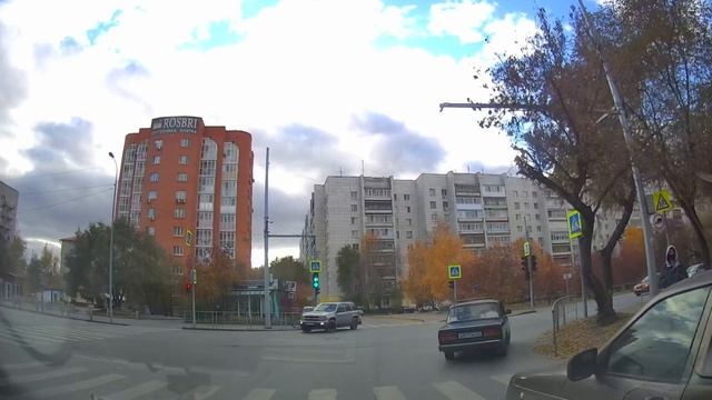 Движение на автомобиле по Тюмени на Киевскую/Trip on the Tyumen city streets смотреть онлайн