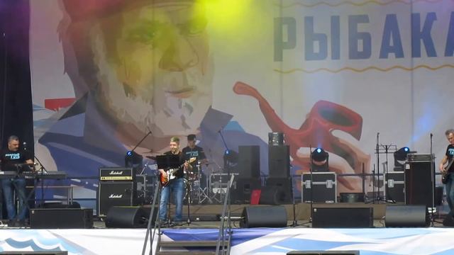 Группа "Колотый лед" песня "Эй,красотка" смотреть онлайн