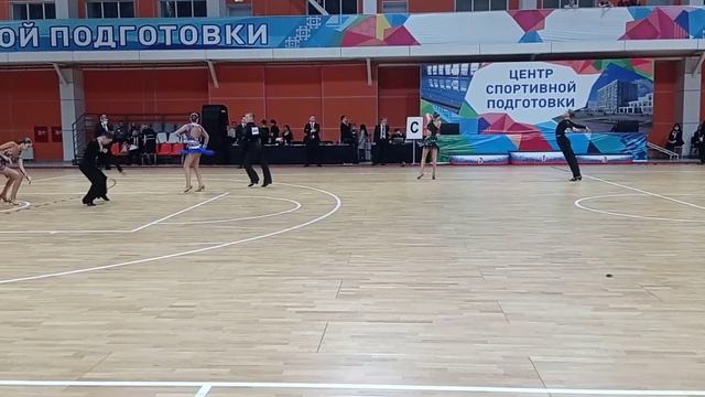 Молодёжь - Пасодобль смотреть онлайн