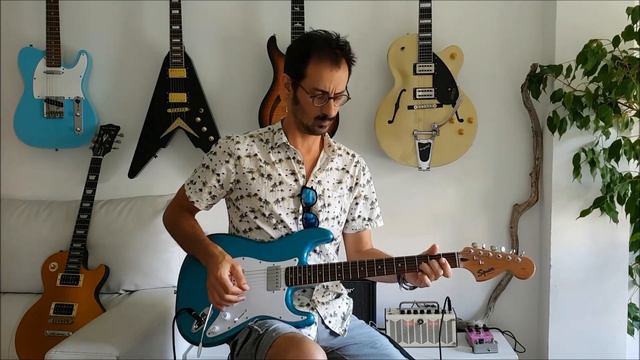 Change of hardware from black to chrome on our squier - Easy?! смотреть онлайн