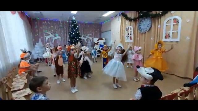 Новогодний утренник в детском саду (средняя группа) смотреть онлайн