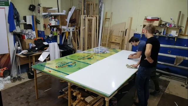 КАК КЛЕИТЬ ПЛЕНКУ! накатка по принципу скинали, как накатать пленку на воду! Оклейка пленкой!