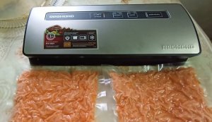 Заморозка моркови в вакуумных пакетах. Заготовки на зиму.