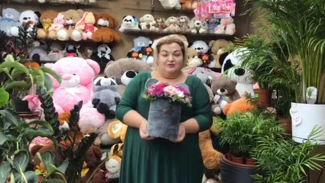 Шляпная коробка из цветов Мышка смотреть онлайн