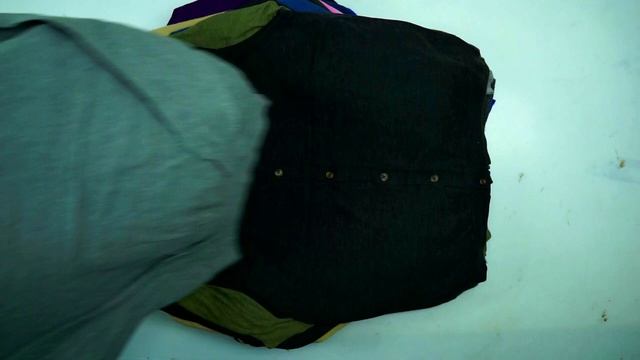 Мешок № 107096. Свитера мужские Италия Крем+ех. Арт 3354. Вес 18,5 кг. Кол-во 49 шт