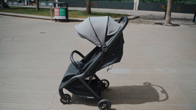 Discover Aura. The New Super Compact Auto-Folding Stroller - By Venture смотреть онлайн