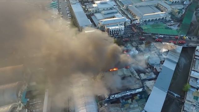 Пожара на Ошском рынке. Вид с дрона смотреть онлайн