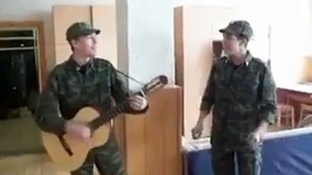 Татар малайлары армиядә "Туган як" җырын җырлый смотреть онлайн