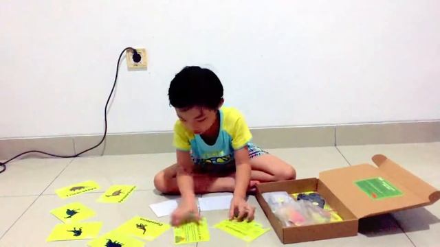 Klatch - Dino Land (Kids activity tools) смотреть онлайн