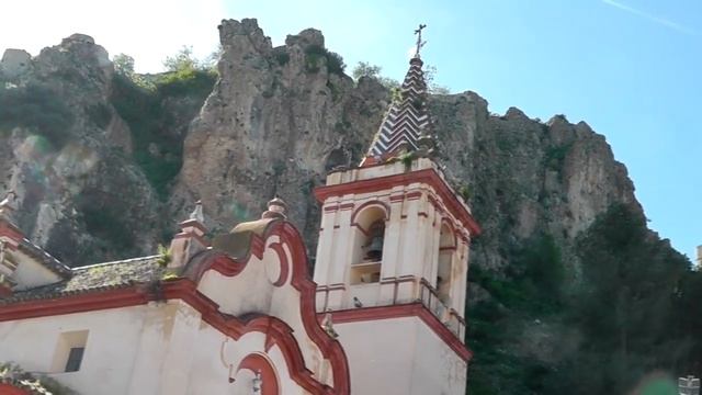 Sierra de Grazalema - Trekking Film - HD смотреть онлайн