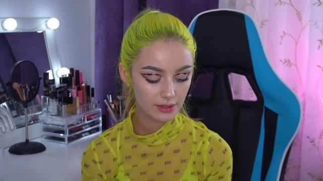 МНЕ сделали САМЫЙ ДОРОГОЙ МАНИКЮР В МОЕЙ ЖИЗНИ смотреть онлайн