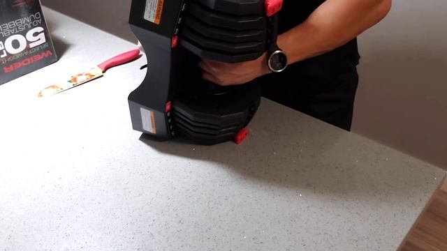 Weider Adjustable Dumbells Unboxing смотреть онлайн