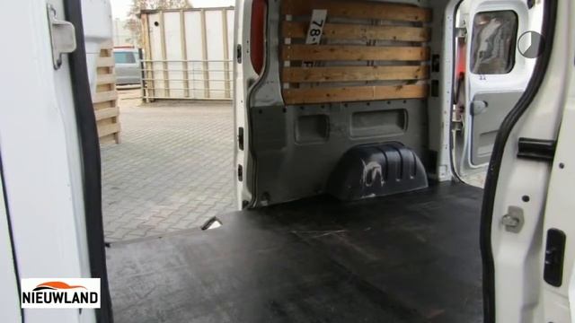 Renault Trafic 2.0 dCi T29 L2H1 DC смотреть онлайн