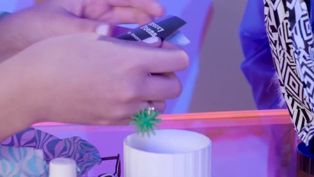LOL Surprise - O.M.G. Lights Lalki Fashion 15 niespodzianek! смотреть онлайн