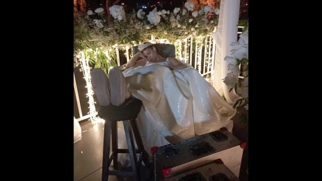 ¡MERT RAMAZAN DEMIR ENTRÓ EN LA CASA DE AFRA SARAÇOĞLU CON UNA MALETA! смотреть онлайн