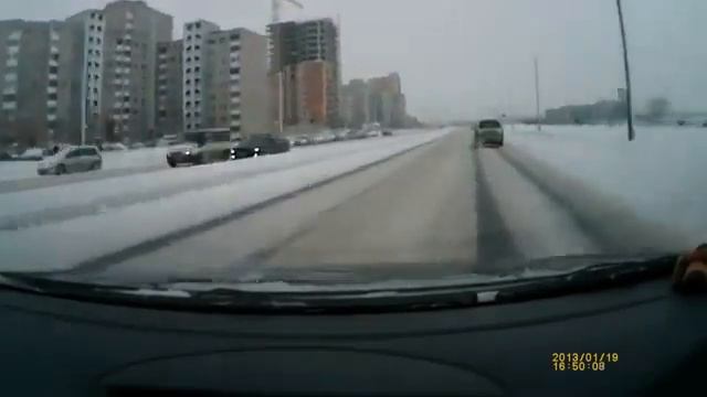 Почти попал пешеход смотреть онлайн
