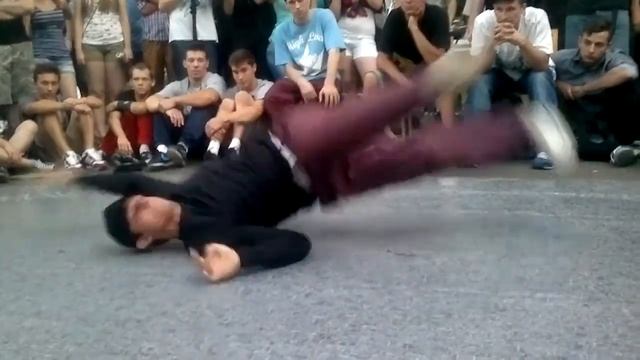 робс и кабан против прототип и абу против 8е марта смотреть онлайн