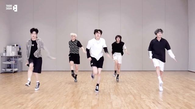 TXT MOA Diary Mirrored Dance Practice смотреть онлайн