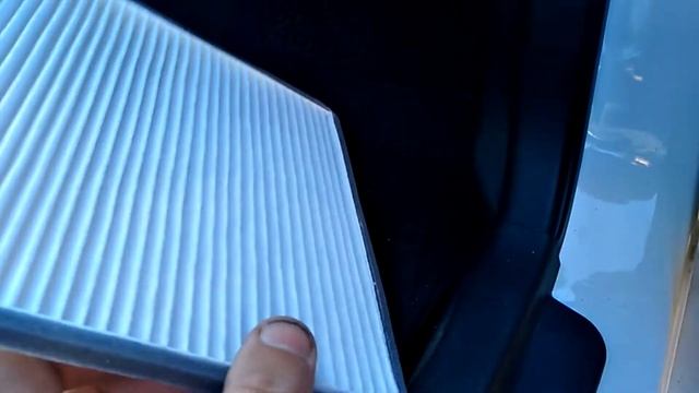 замена салонного фильтра GEELY Emgrand