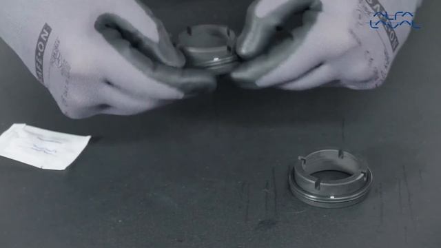 DuraCirc: how to change the single seal service kit смотреть онлайн