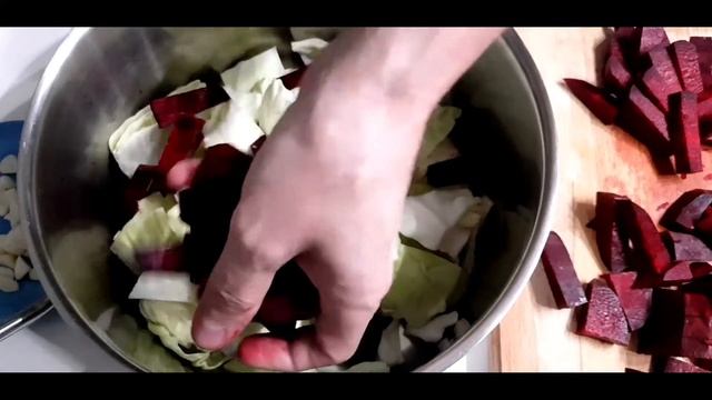 Маринованная капуста со свеклой смотреть онлайн
