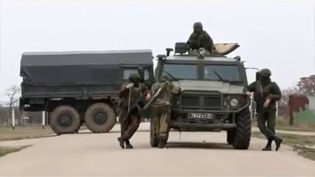 На песню 95 квартала "Нас бьют - мы летаем" смотреть онлайн