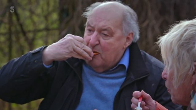 Great British Gardens with Carol Klein S02E04 смотреть онлайн