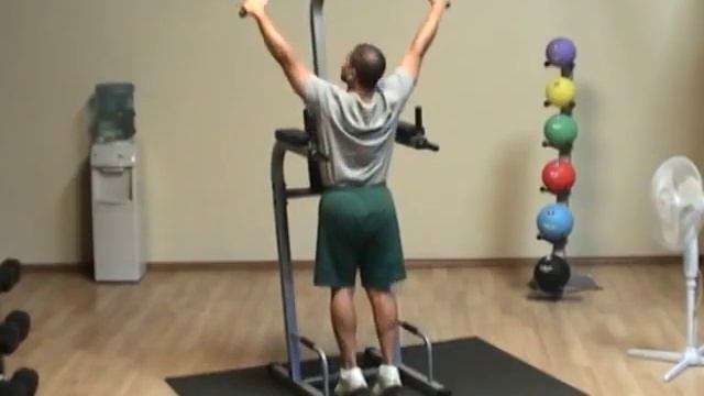 Body Solid PVKC83X Напольная стойка Турник-Брусья смотреть онлайн