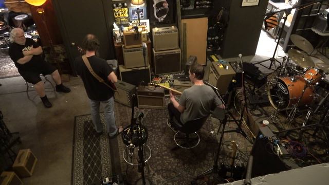 Testing A 1958 Gibson GA-20T & Bumbling Thru 