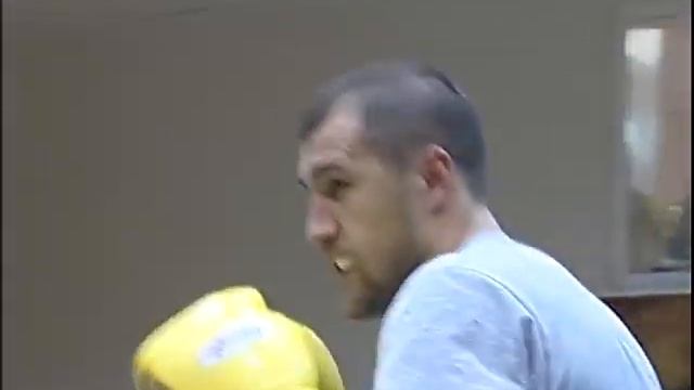 Видеосюжет о победах на профессиональном ринге в Америке челябинского боксёра Сергея Ковалёва смотреть онлайн