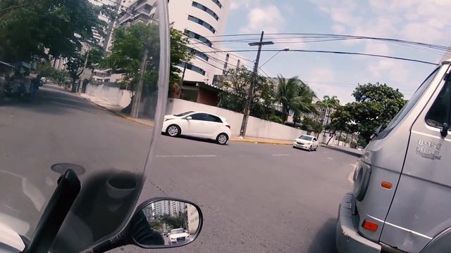 Test Ride SH 300 - Scooter da Honda de Média Cilindrada смотреть онлайн