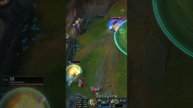 Разогнался до скорости света. Зери - адронный коллайдер? Лига Легенд league of legends #Shorts смотреть онлайн