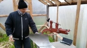 Полный обзор сморгонского плуга для мотоблока МТЗ.