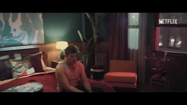 Заканчивается посадка на рейс в Стамбул Тизер смотреть онлайн