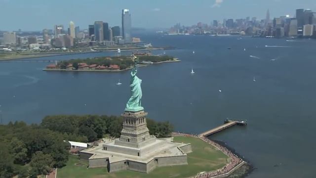 Statue of Liberty Stock Video Footage смотреть онлайн