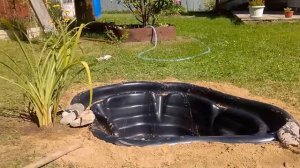 Как #выкопать пруд .#Прудик на даче своими силами.