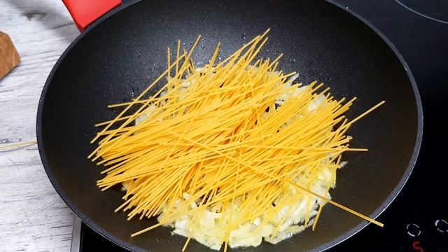 Проще чем пожарить картошку, простой рецепт и все в одной посуде. Спагетти рецепт. смотреть онлайн