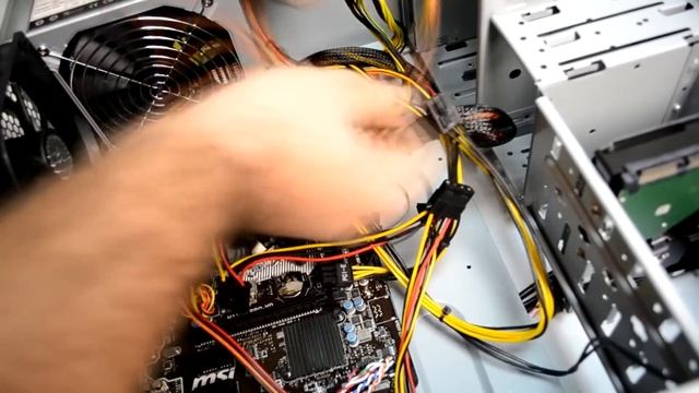 Игровой компьютер на базе Intel i5-6400 +HIS RX 480 8Gb. Бюджет 930$ смотреть онлайн
