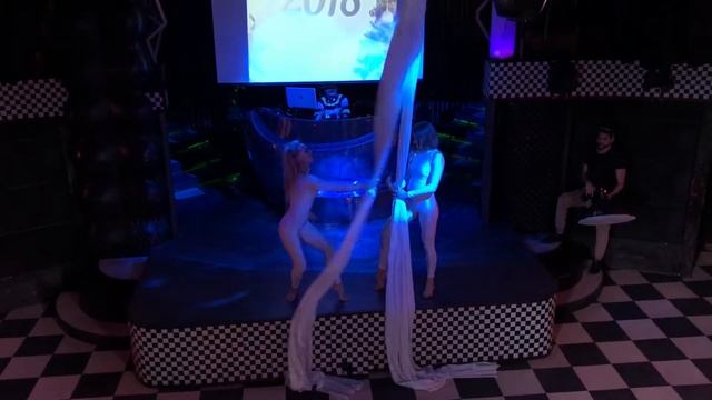 Londo Show: полотна, пара смотреть онлайн