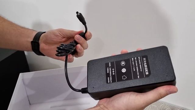 Projetor M4000 Jenovox - Changhong Unboxing Brasil