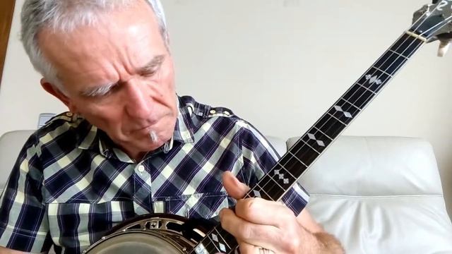 Mr. Sandman (Bb), chord melody solo on tenor banjo (CGda) смотреть онлайн
