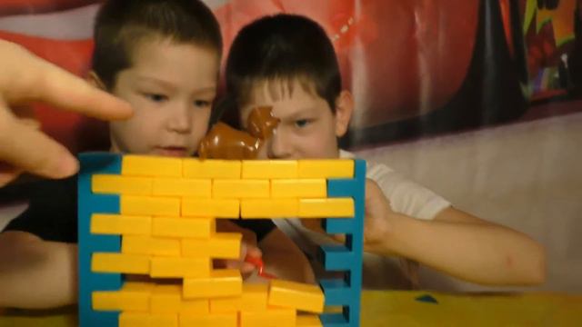 Радуга Детства. Суперский Бобёр)) Открываем игру Не Урони Бобра)) смотреть онлайн