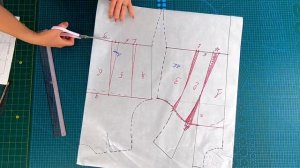 Урок 75. Моделирование корсета по выкройке основе. Сто шагов портного.mp4