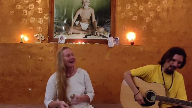 Purify your mind & get it joyful chanting JAI GANGA MA #mantra with Kaivalya & Roman #subscribe смотреть онлайн