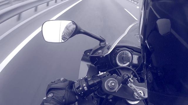 SUZUKI GSX-R 600 K9 - Летит ракета смотреть онлайн