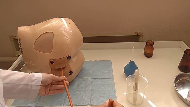 Обучение постановке послабляющей клизмы