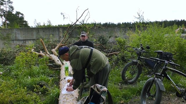 Велопокатушки с Kolobod`om вдоль высоковольток.Залезли на стрельбище,речка Вьюнка во всей красе!!! смотреть онлайн