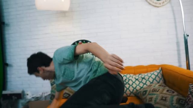 ПЕРЕКЛЮЧАТЕЛЬ ЖАНРОВ! смотреть онлайн