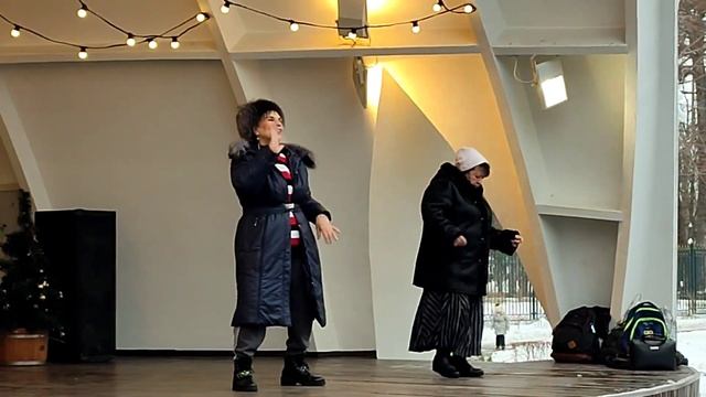 А Я ТЕБЯ ЖДАЛА, А Я ТЕБЯ ЗВАЛА!???/ТАНЦЫ В ПАРКЕ ГОРЬКОГО ХАРЬКОВ ФЕВРАЛЬ 2022 смотреть онлайн