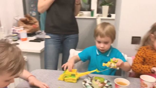 День рождения дома. 7 лет. Детский праздник. смотреть онлайн